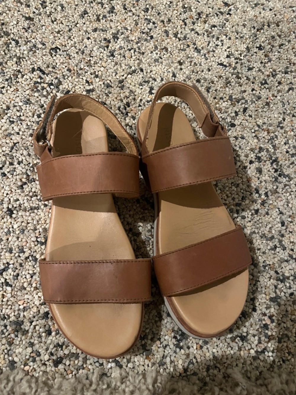 Nisolo Go-To Flatfom Sandal - Almond - Size 7